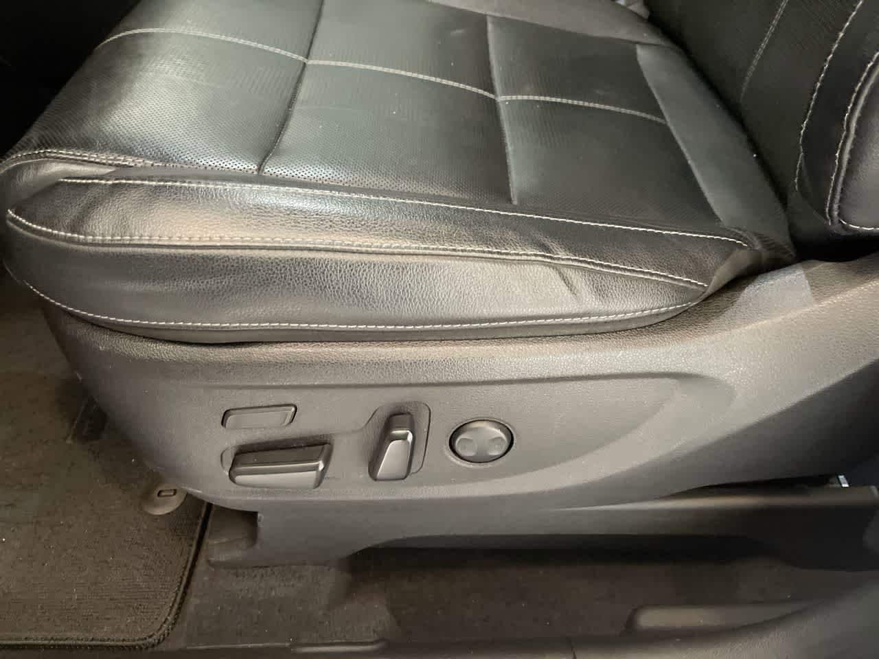 Thumbnail: 2022 Kia Telluride - 12