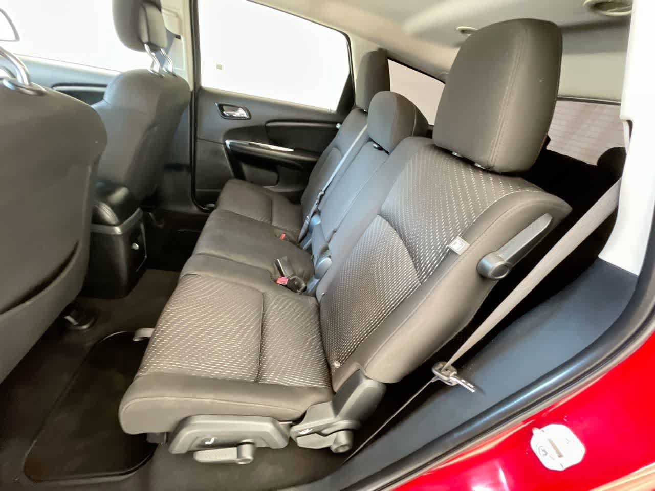 2017 Dodge Journey SE 18