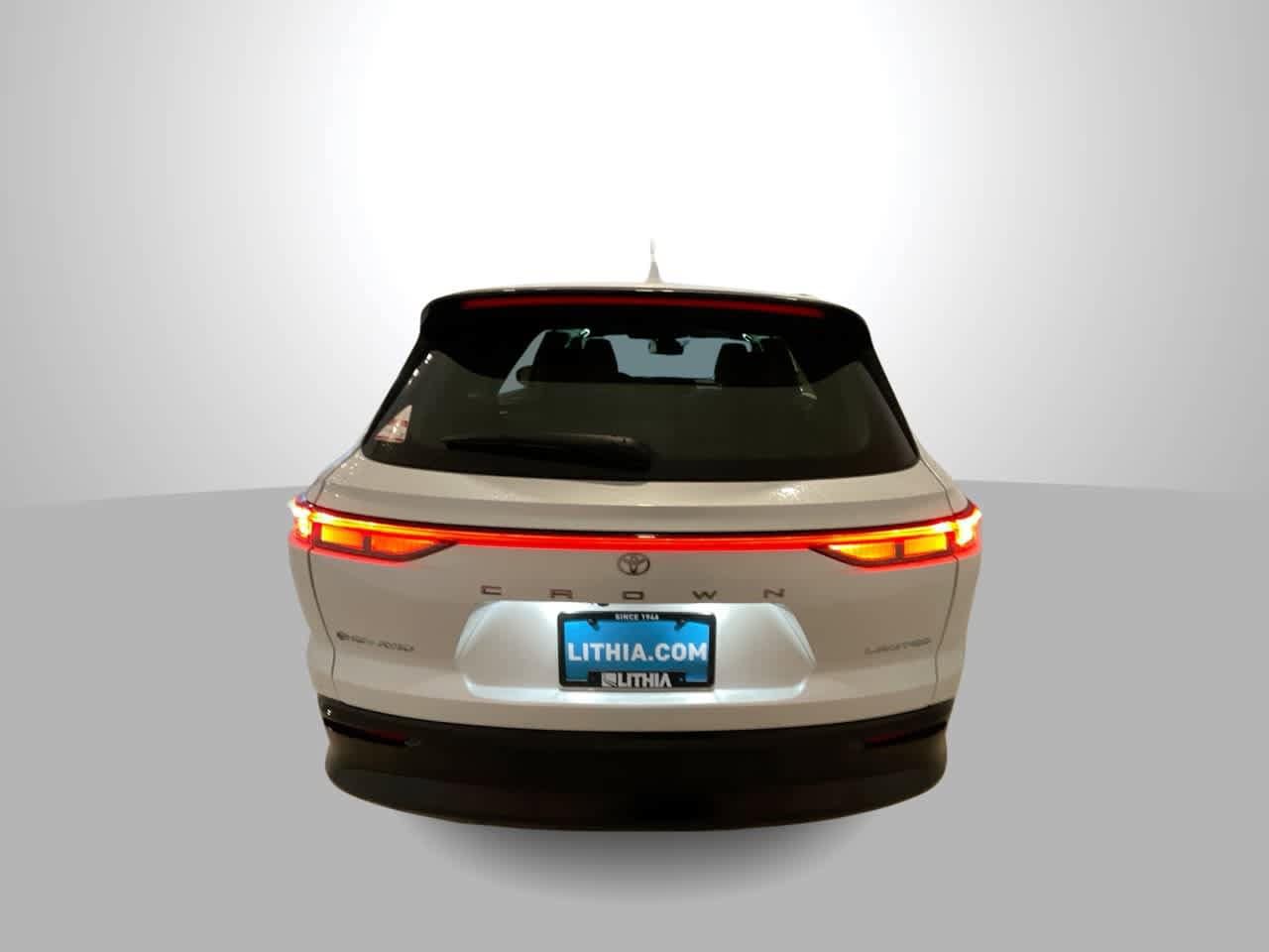 Thumbnail: 2025 Toyota Crown Signia - 7