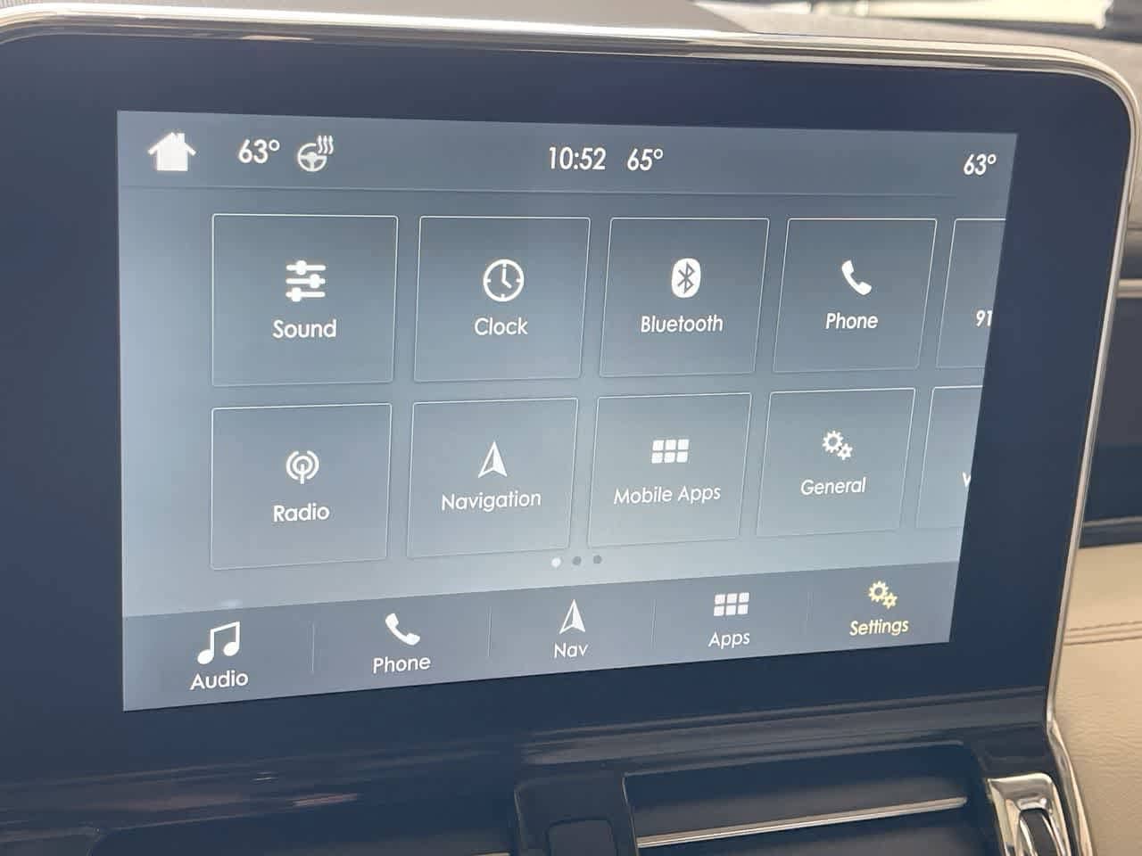 Thumbnail: 2019 Lincoln Navigator L - 16