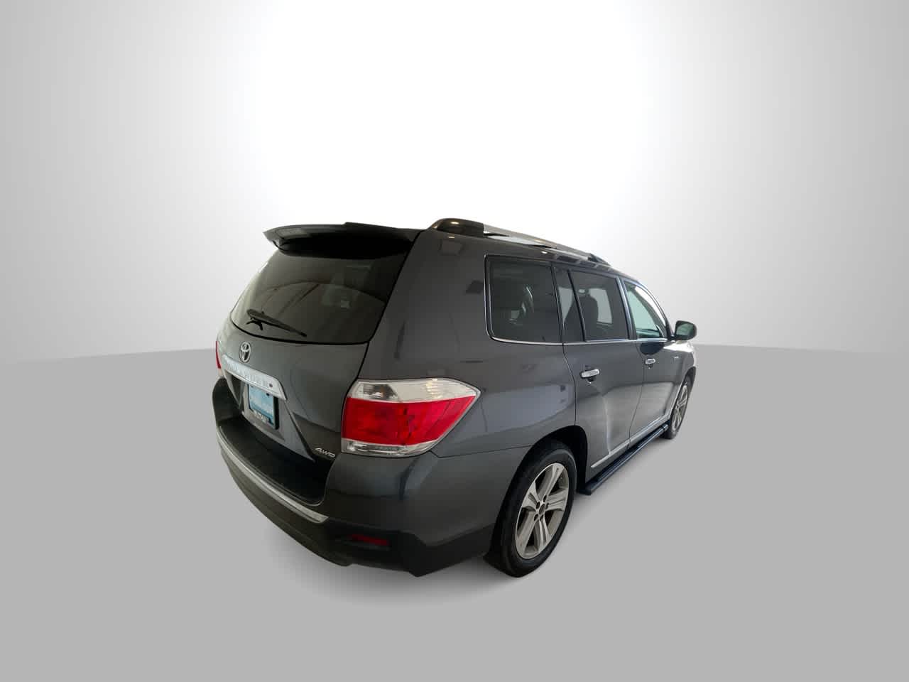 Thumbnail: 2011 Toyota Highlander - 8