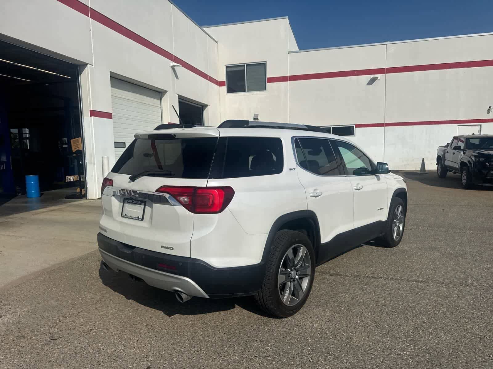 Thumbnail: 2017 GMC Acadia - 9