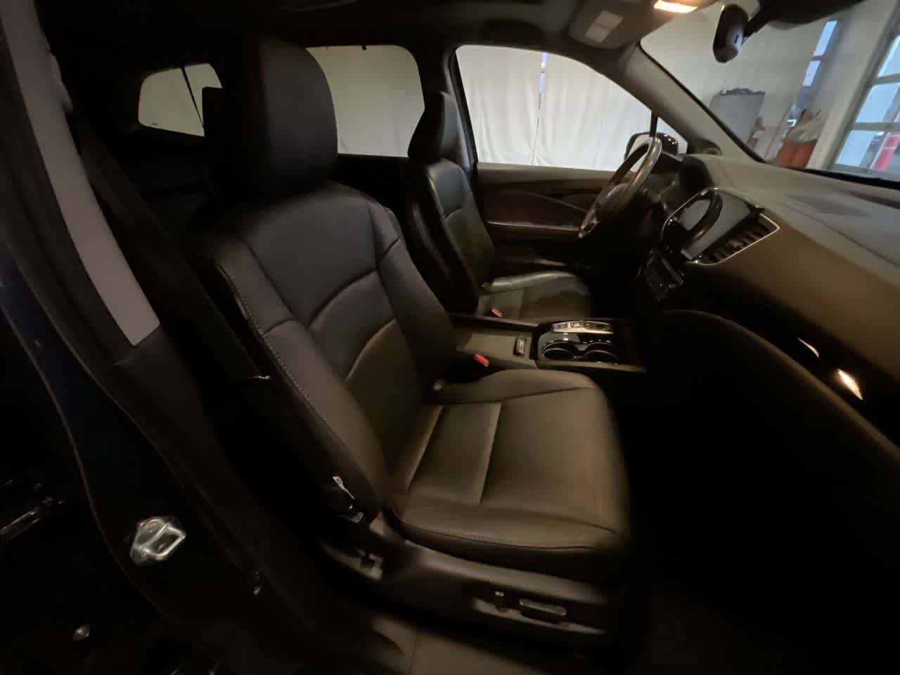 Thumbnail: 2021 Honda Pilot - 25