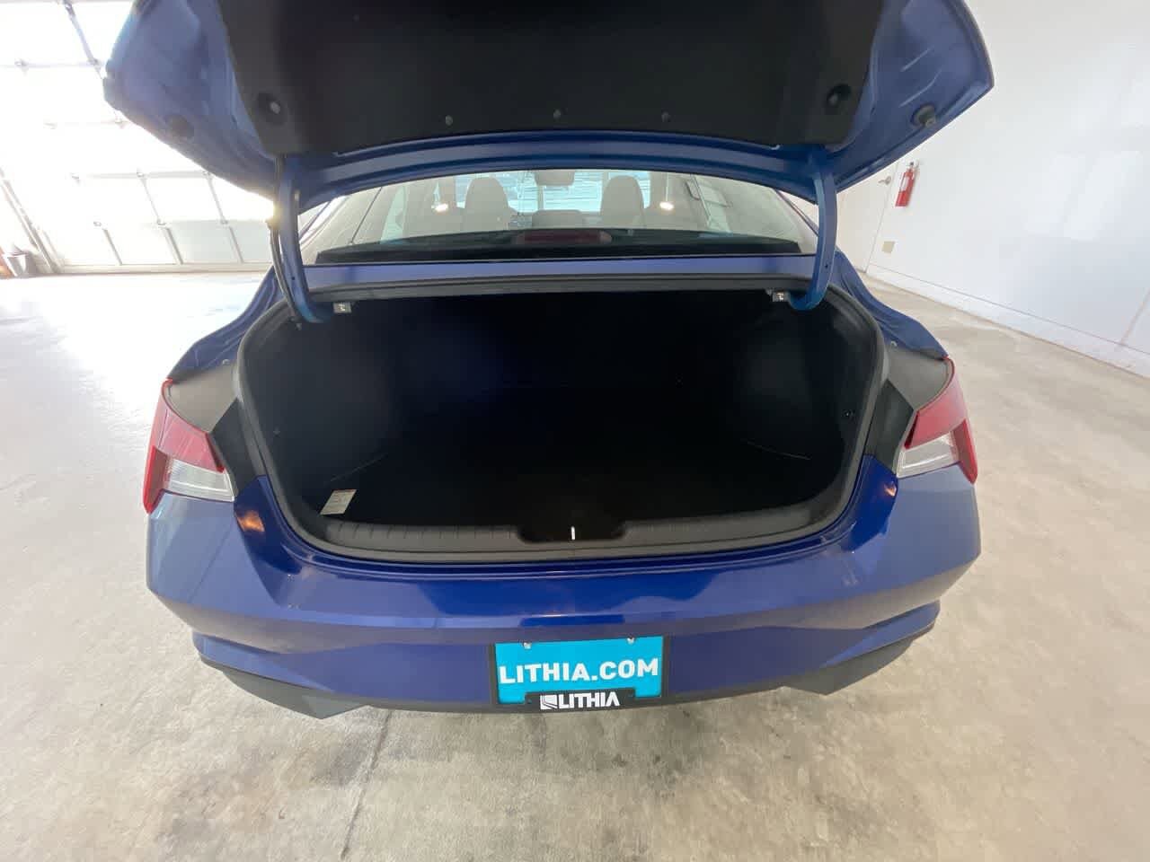 Thumbnail: 2023 Hyundai Elantra - 23