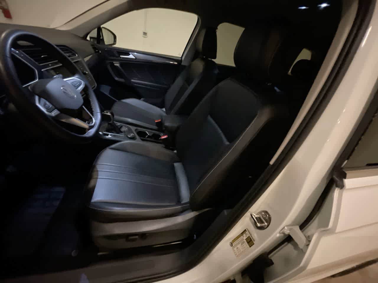 Thumbnail: 2024 Volkswagen Tiguan - 11