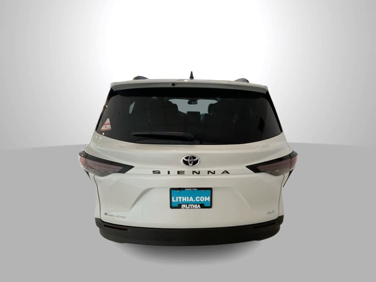 Thumbnail: 2026 Toyota Sienna - 7