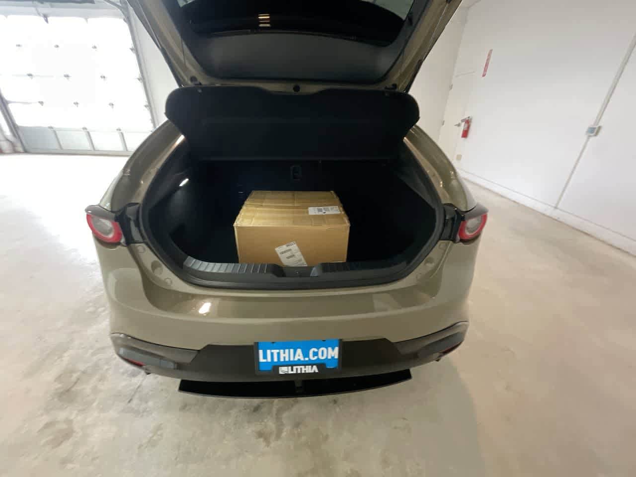 Thumbnail: 2024 Mazda Mazda3 - 24