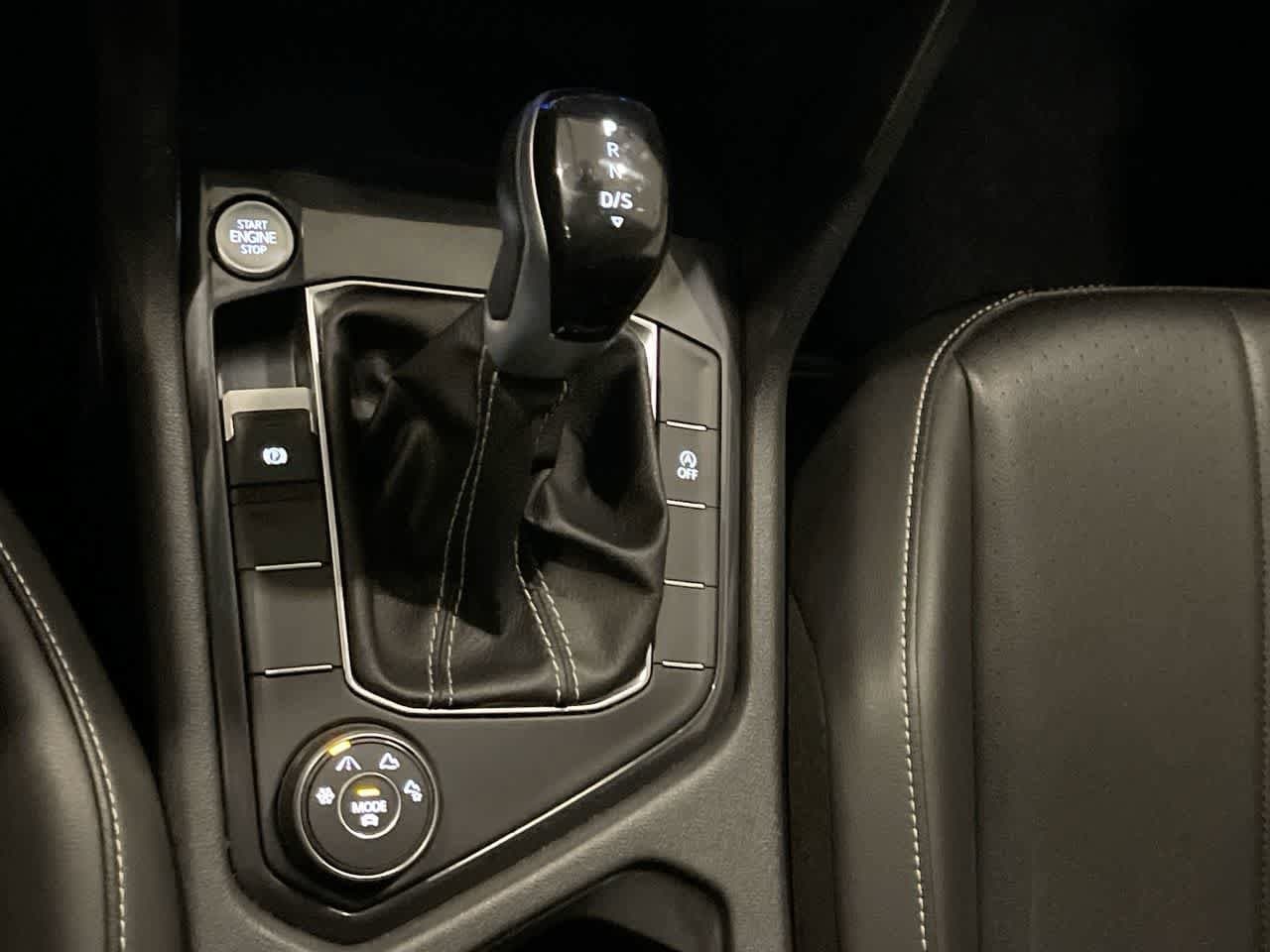 Thumbnail: 2024 Volkswagen Tiguan - 19