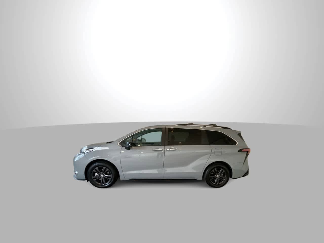 Thumbnail: 2024 Toyota Sienna - 5
