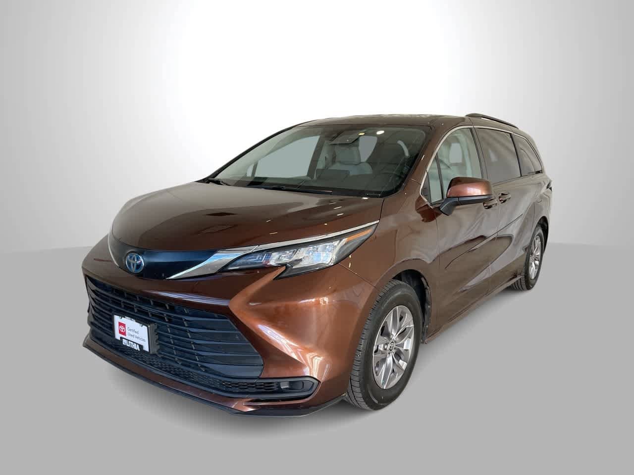 Thumbnail: 2023 Toyota Sienna - 1