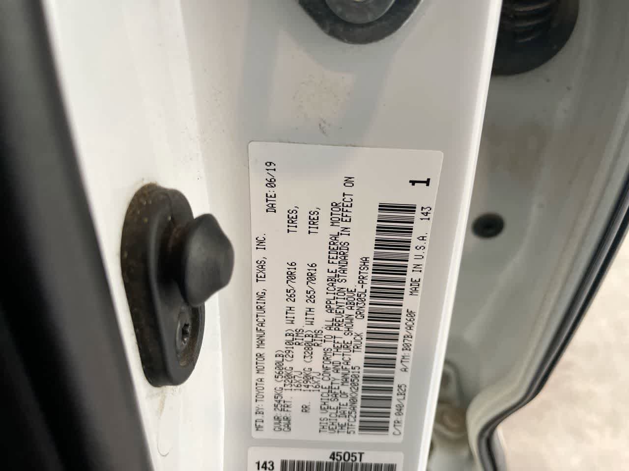 Thumbnail: 2019 Toyota Tacoma - 28