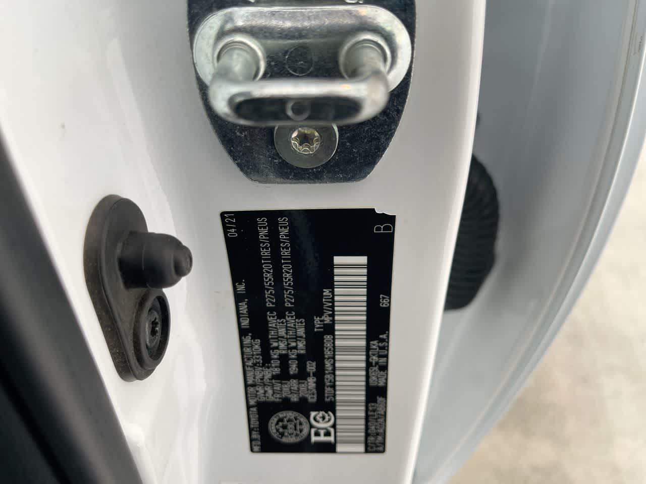 Thumbnail: 2021 Toyota Sequoia - 27