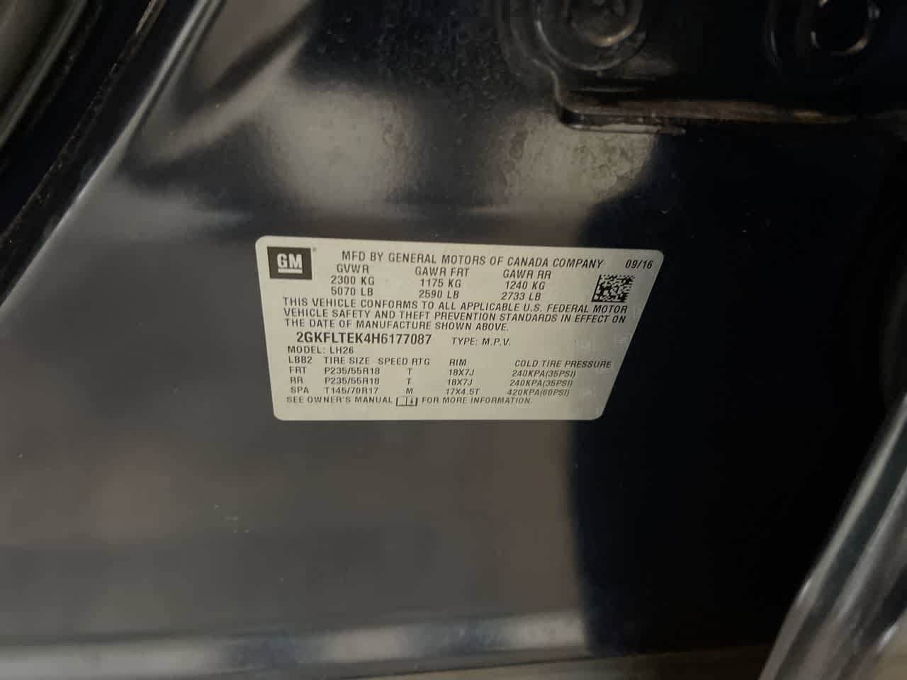 Thumbnail: 2017 GMC Terrain - 27