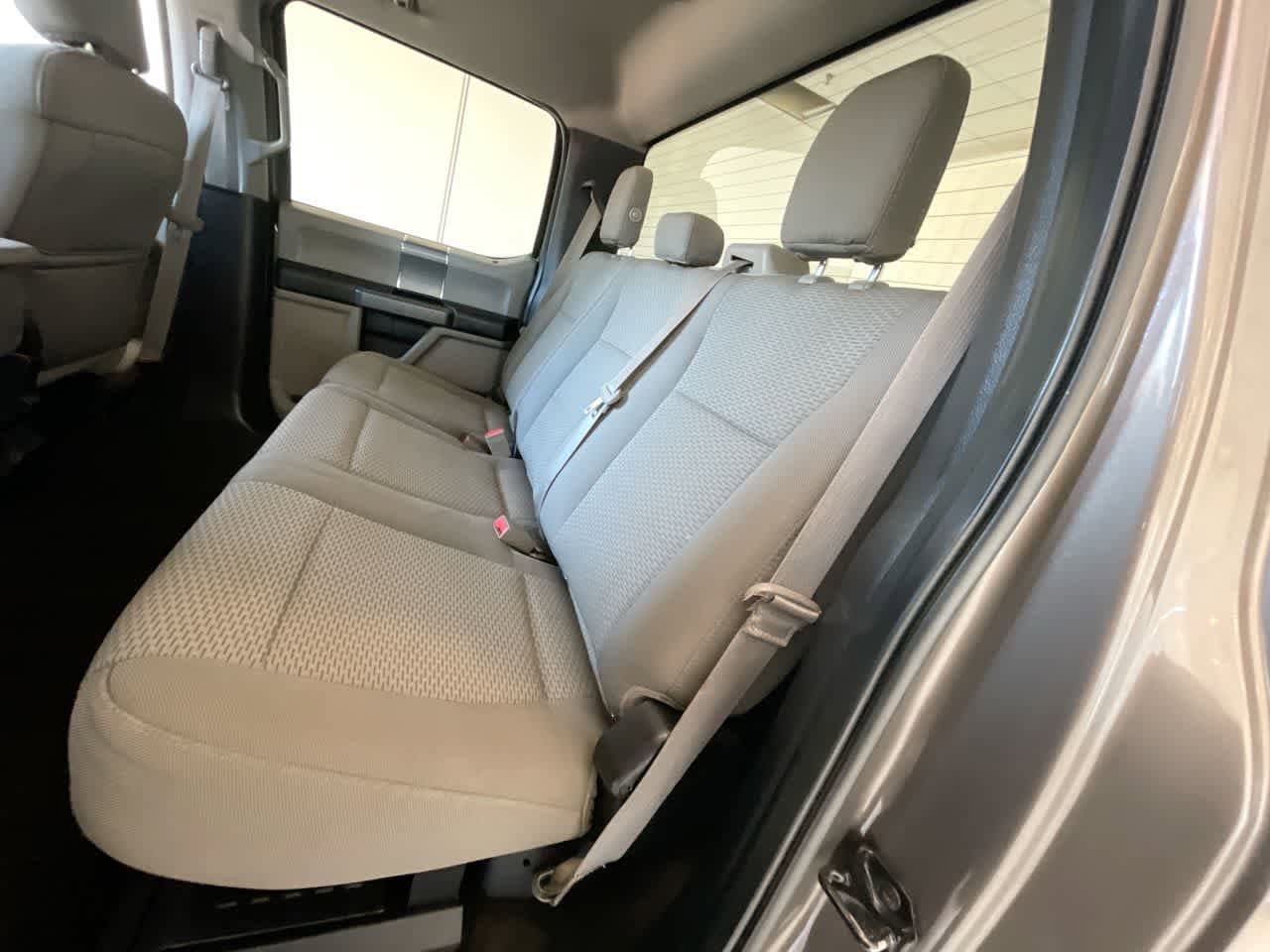 Thumbnail: 2018 Ford Econoline - 22