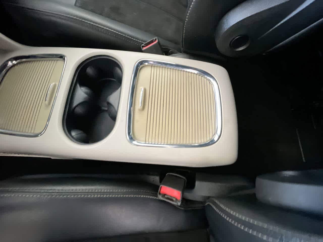 Thumbnail: 2019 Dodge Grand Caravan - 21