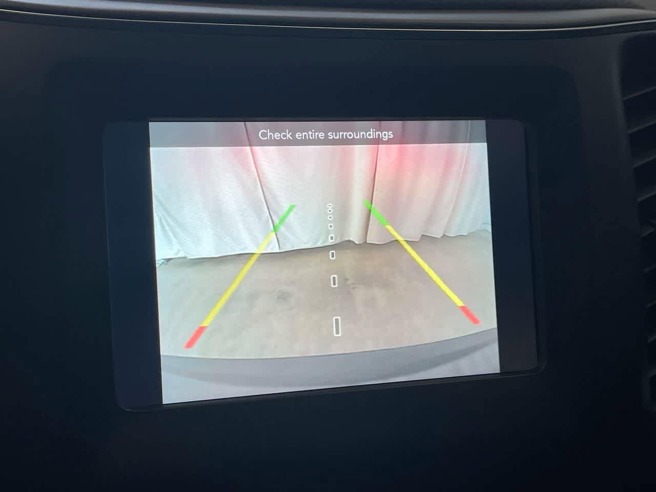 Thumbnail: 2020 Jeep Cherokee - 17