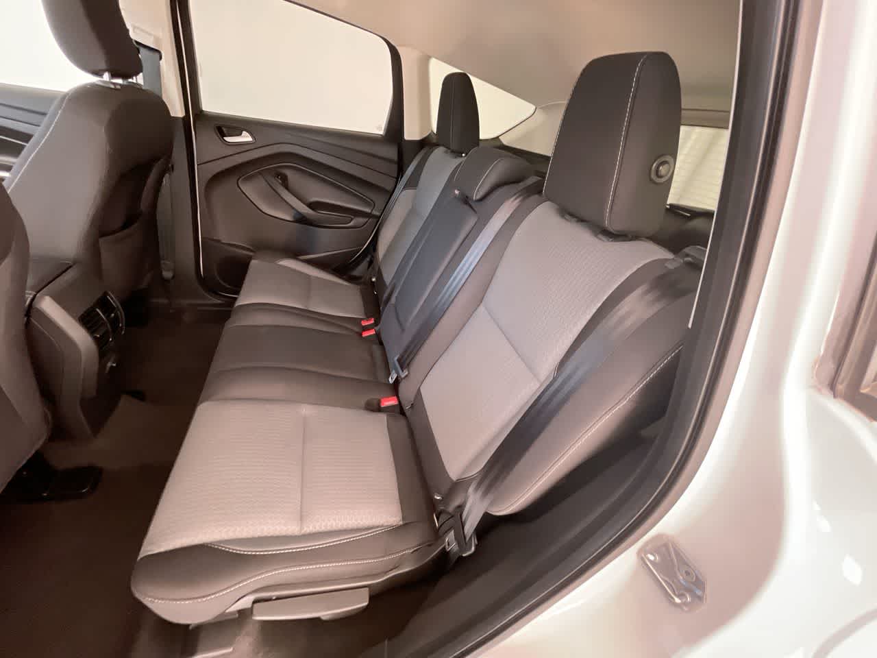 Thumbnail: 2018 Ford Escape - 21