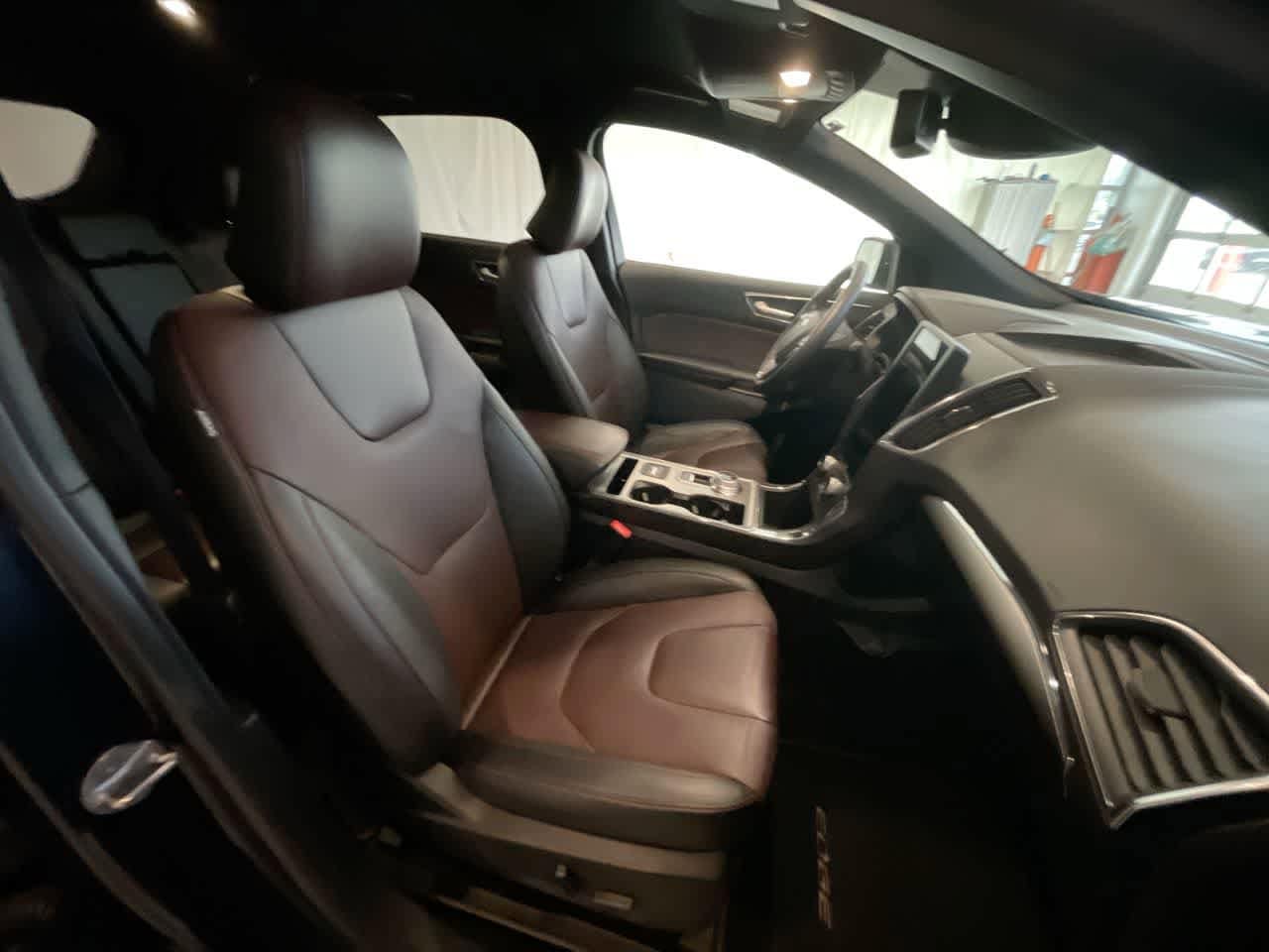 Thumbnail: 2022 Ford Edge - 24