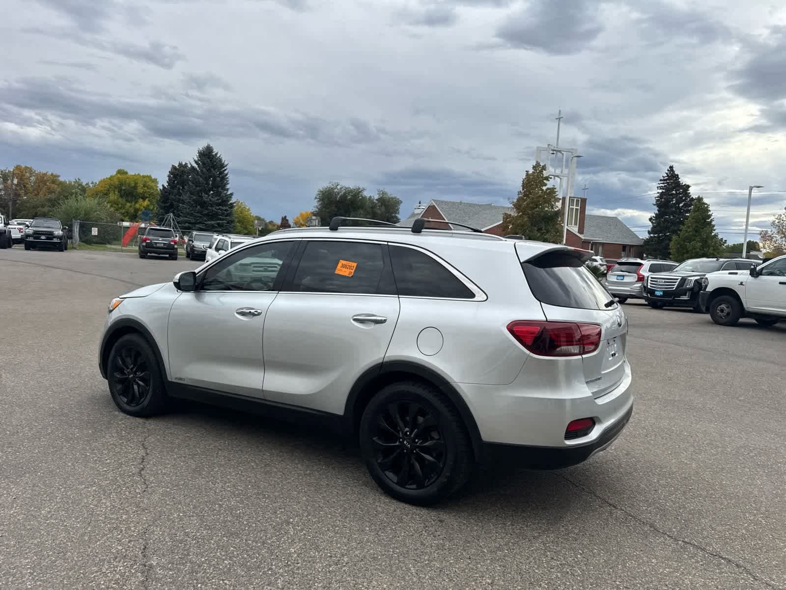 Thumbnail: 2020 Kia Sorento - 24