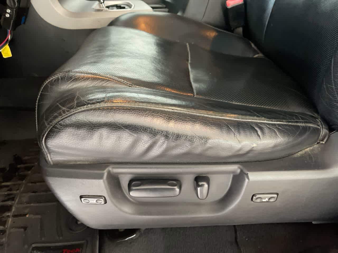 Thumbnail: 2013 Toyota Tundra - 12