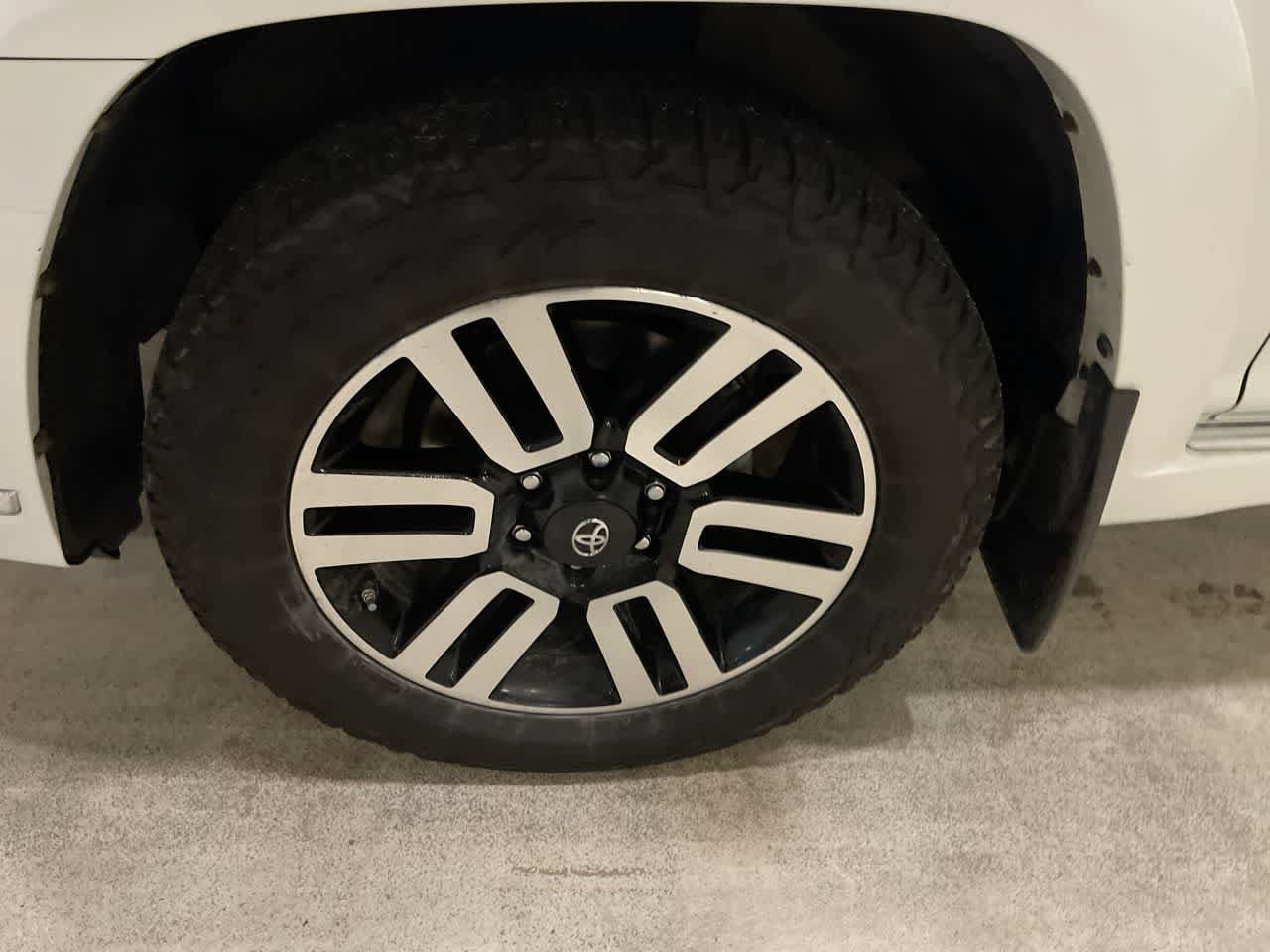 Thumbnail: 2021 Toyota 4Runner - 10