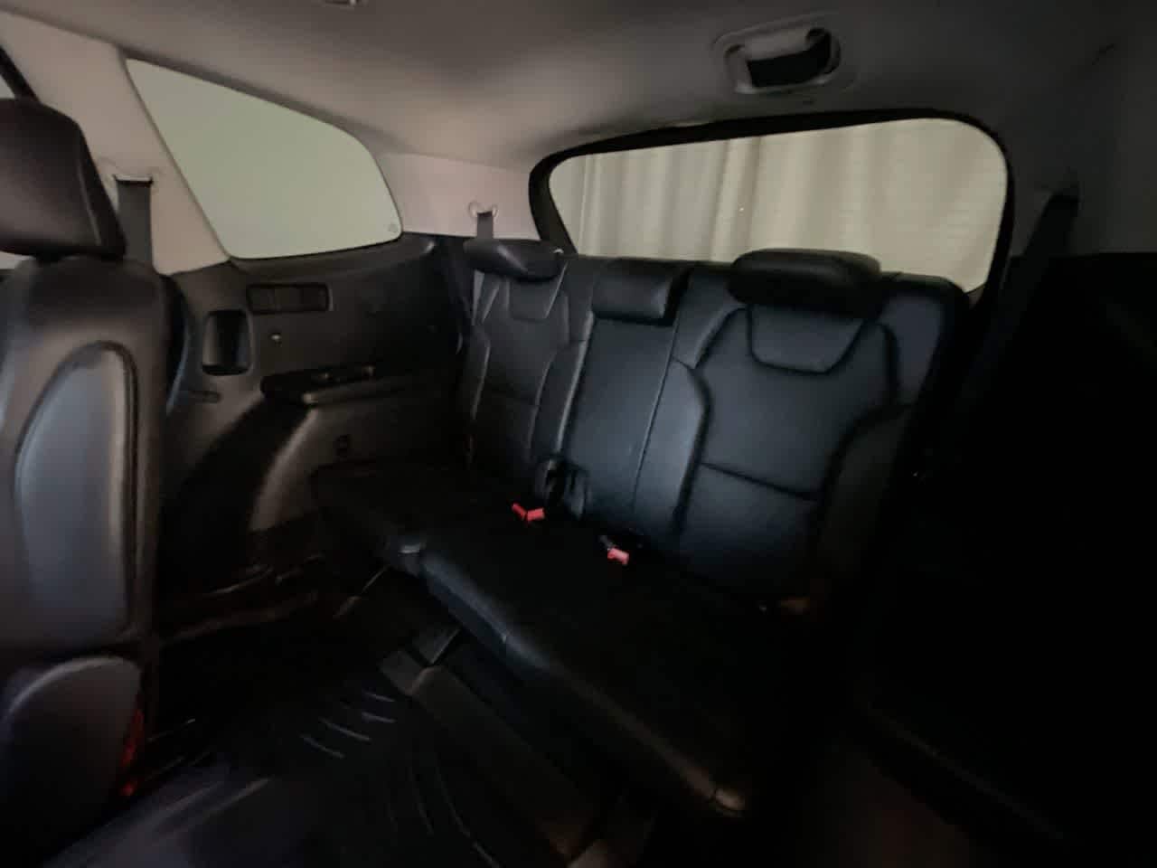 Thumbnail: 2020 Kia Telluride - 23