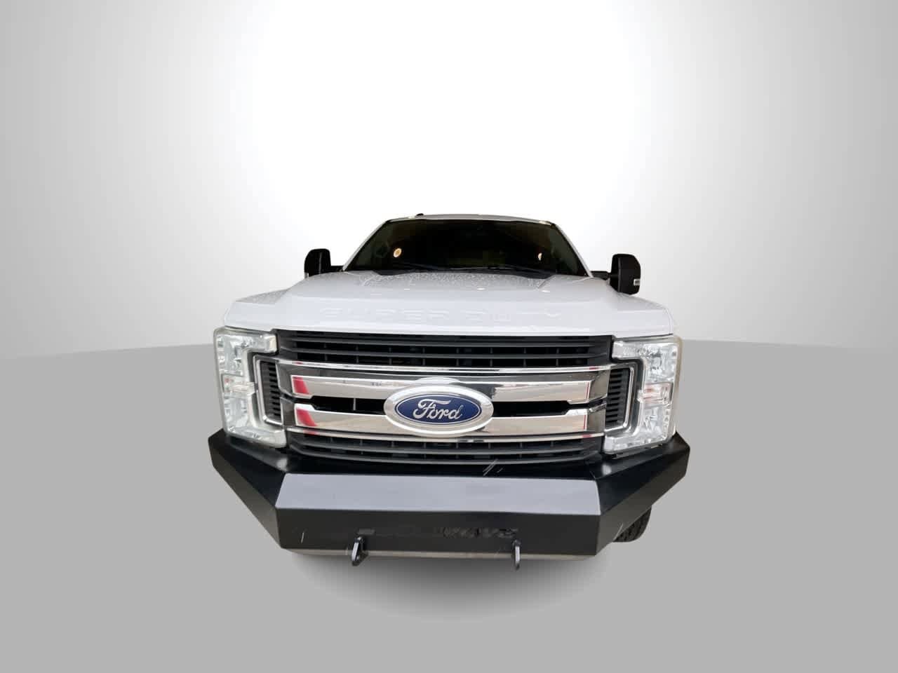 Thumbnail: 2017 Ford Econoline - 3