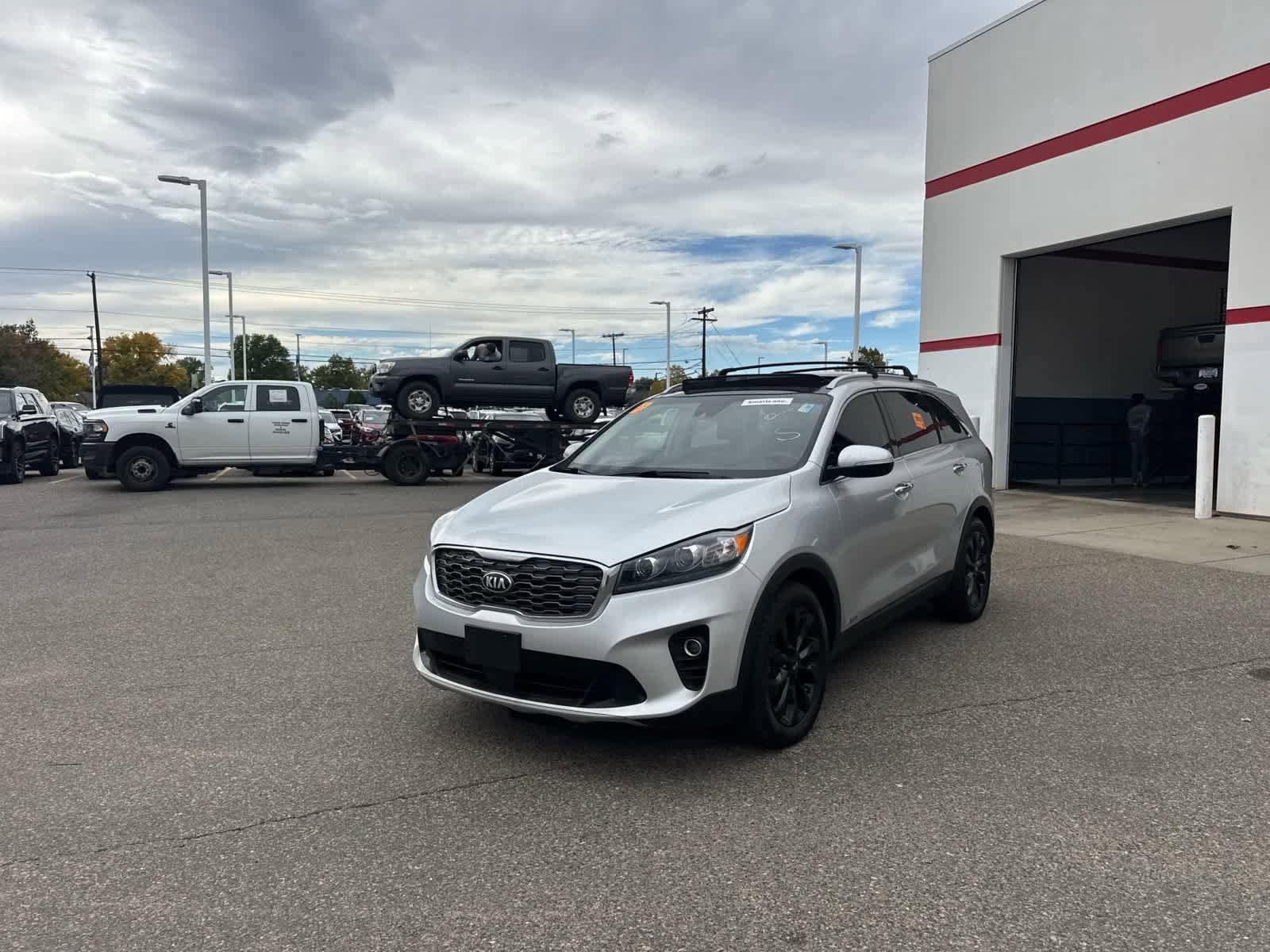 Thumbnail: 2020 Kia Sorento - 34