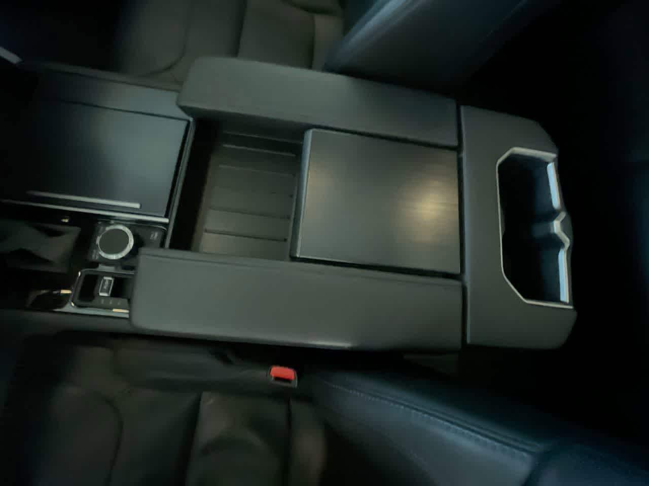 Thumbnail: 2025 Toyota Tundra - 21