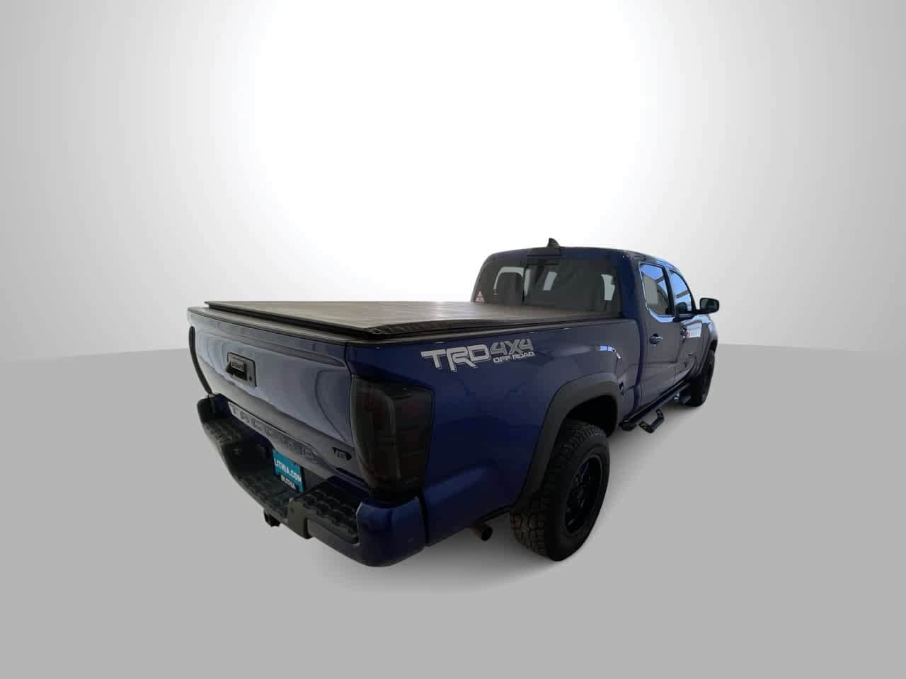 Thumbnail: 2023 Toyota Tacoma - 8