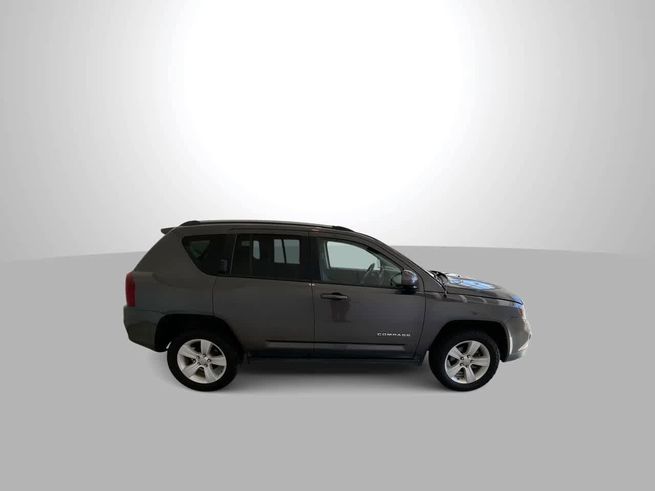 Thumbnail: 2017 Jeep Compass - 9