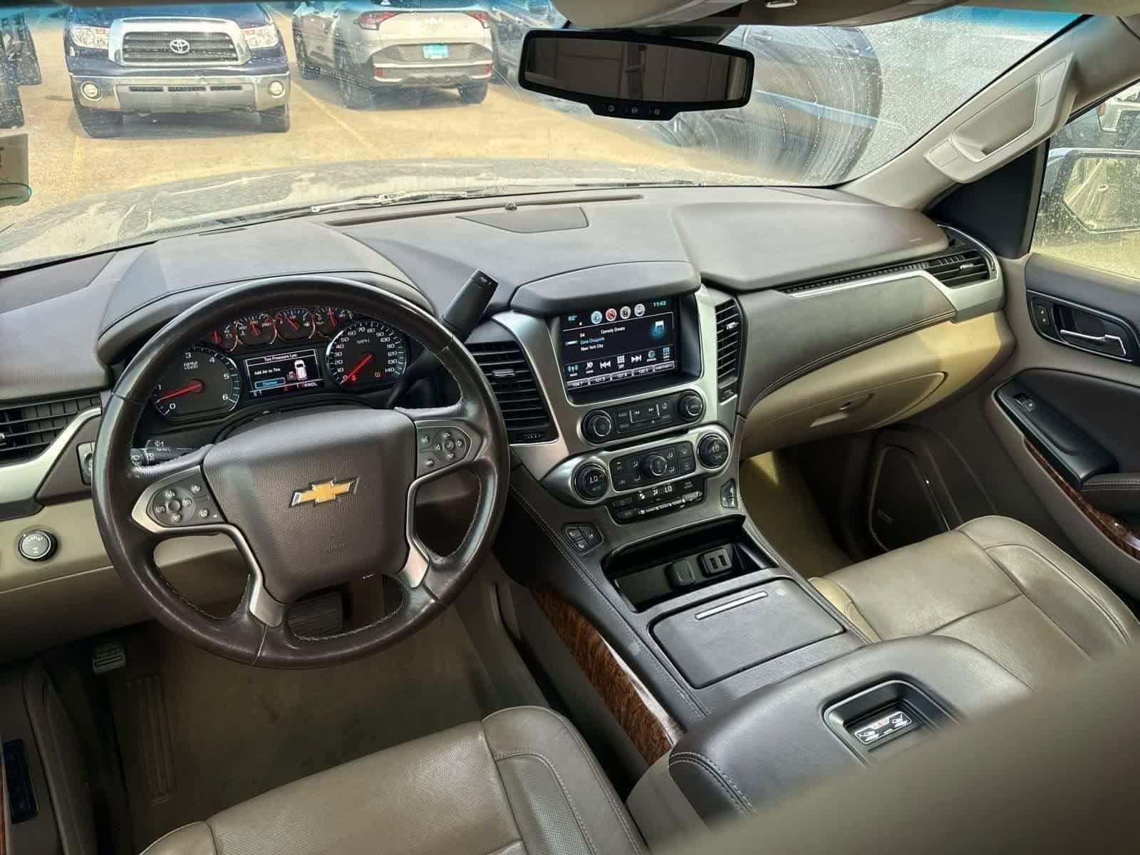 Thumbnail: 2020 Chevrolet Suburban - 31