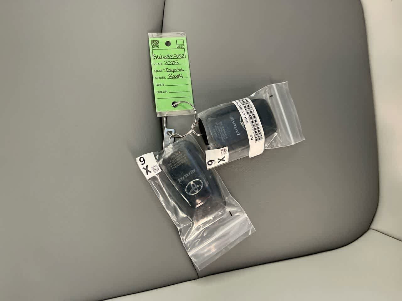 Thumbnail: 2025 Toyota RAV4 - 27