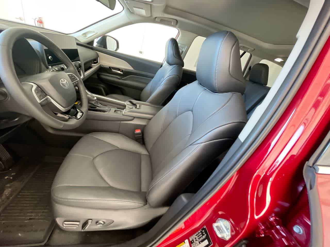 Thumbnail: 2026 Toyota Grand Highlander - 11