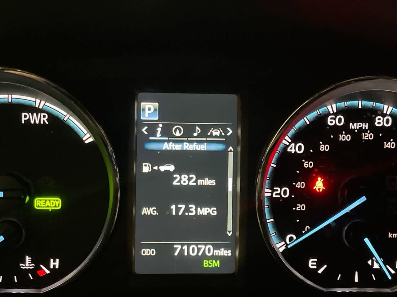 Thumbnail: 2017 Toyota RAV4 - 15