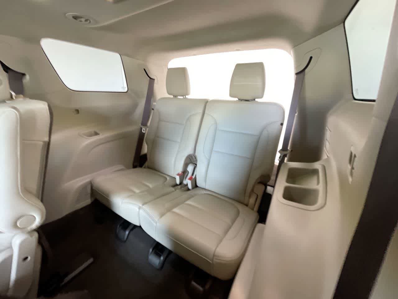 Thumbnail: 2019 GMC Acadia - 24