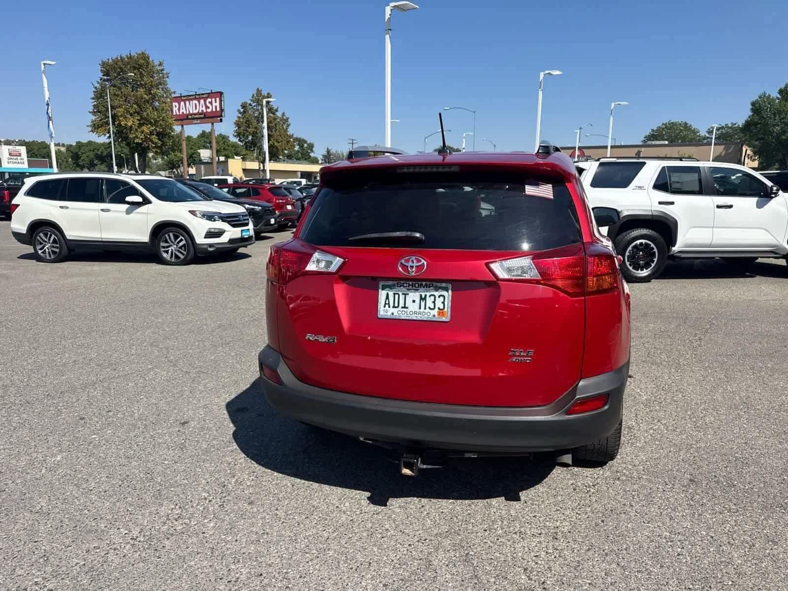 Thumbnail: 2015 Toyota RAV4 - 23
