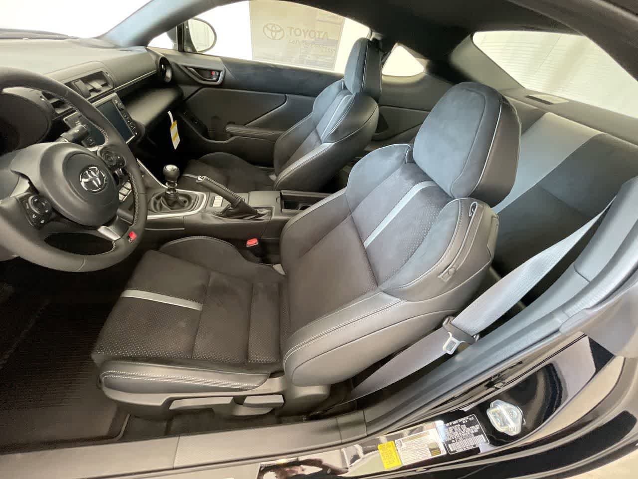 Thumbnail: 2025 Toyota GR86 - 11