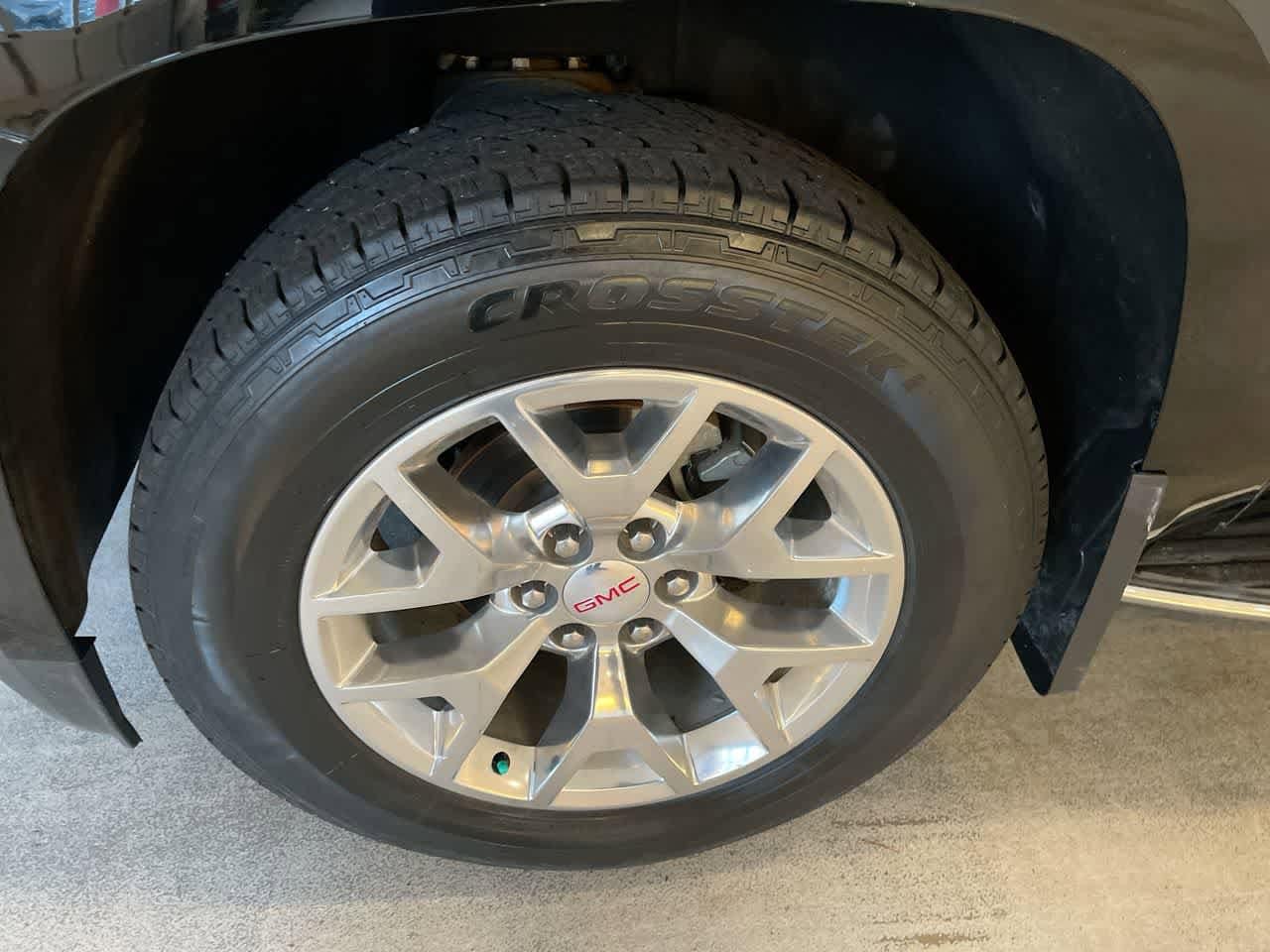 Thumbnail: 2017 GMC Yukon - 10