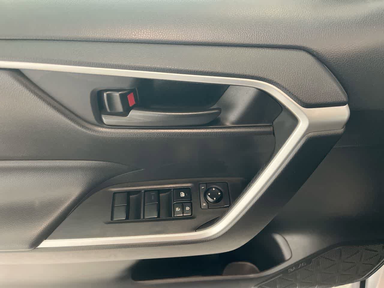 Thumbnail: 2024 Toyota RAV4 - 13