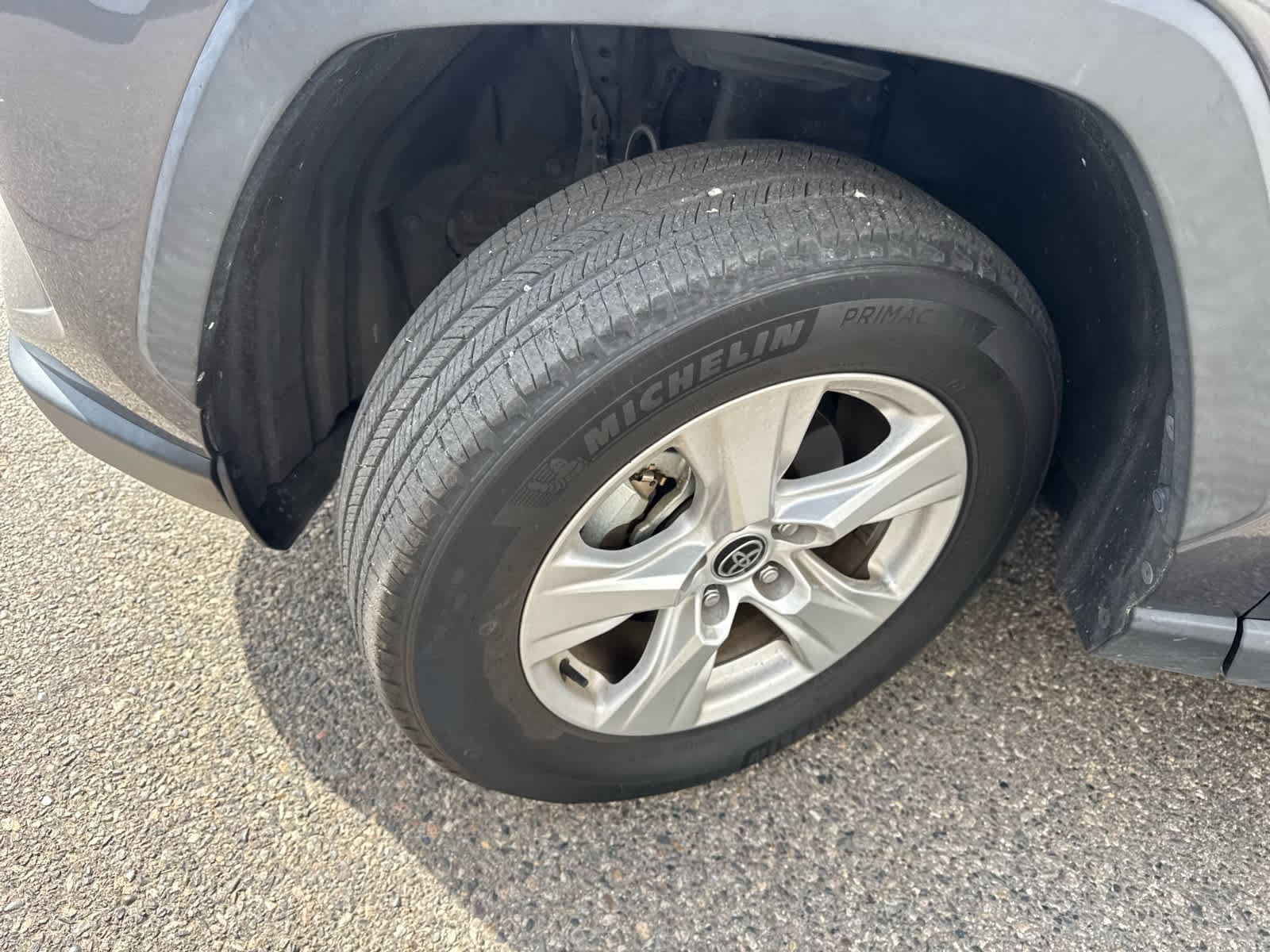 Thumbnail: 2021 Toyota RAV4 - 33
