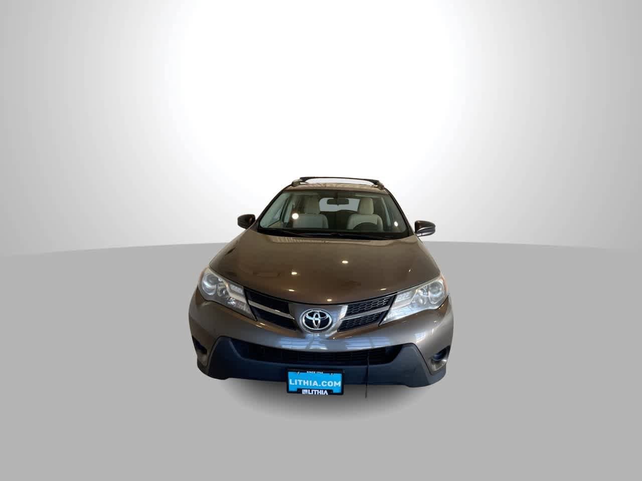 Thumbnail: 2013 Toyota RAV4 - 3