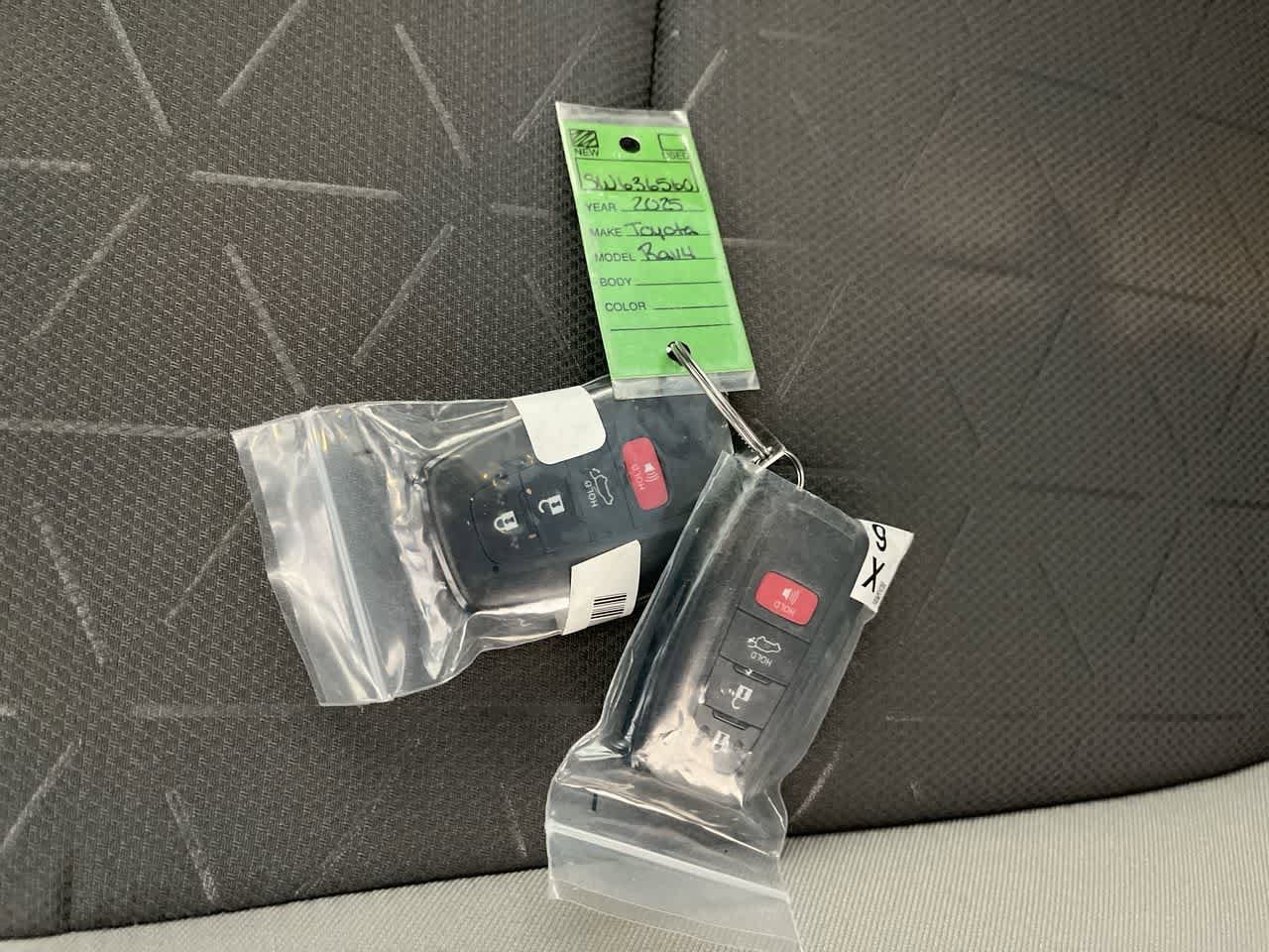 Thumbnail: 2025 Toyota RAV4 - 27