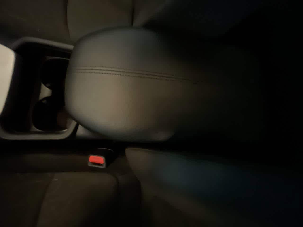 Thumbnail: 2020 Toyota RAV4 - 21