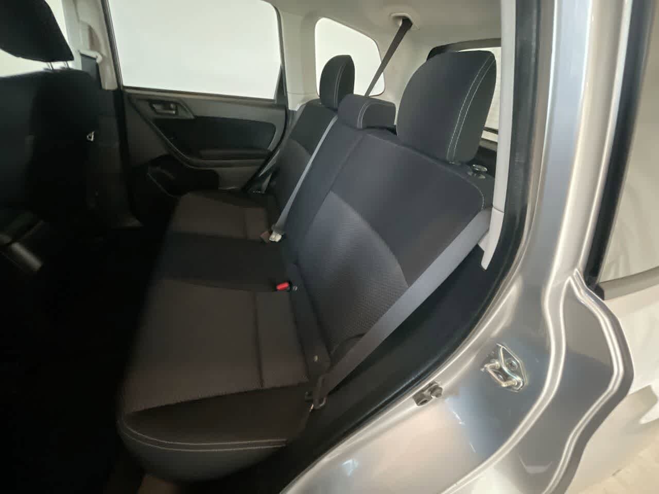 Thumbnail: 2015 Subaru Forester - 21