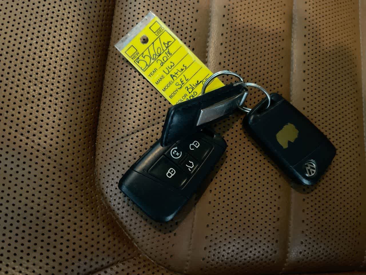 Thumbnail: 2018 Volkswagen Atlas - 28