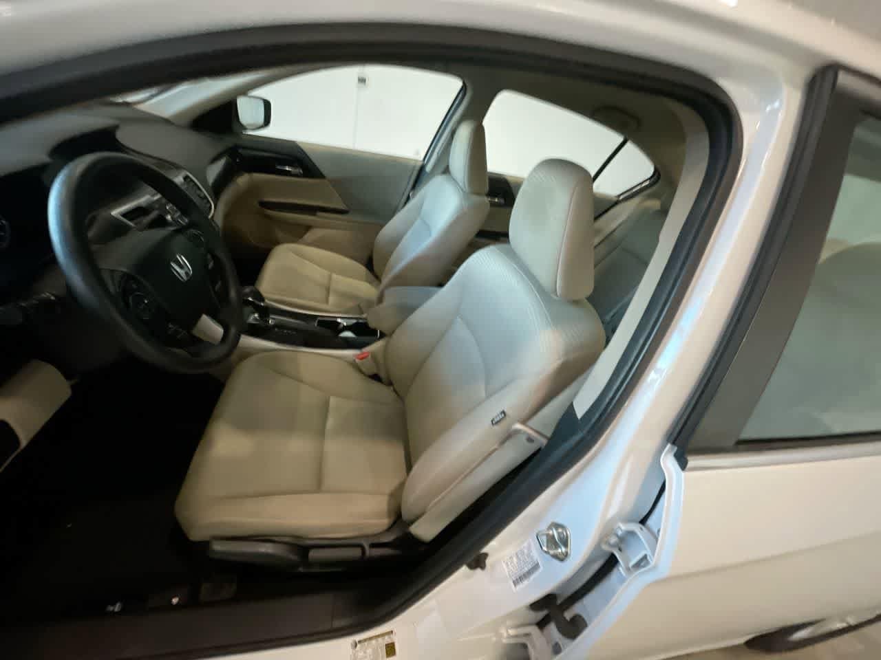 Thumbnail: 2016 Honda Accord - 11