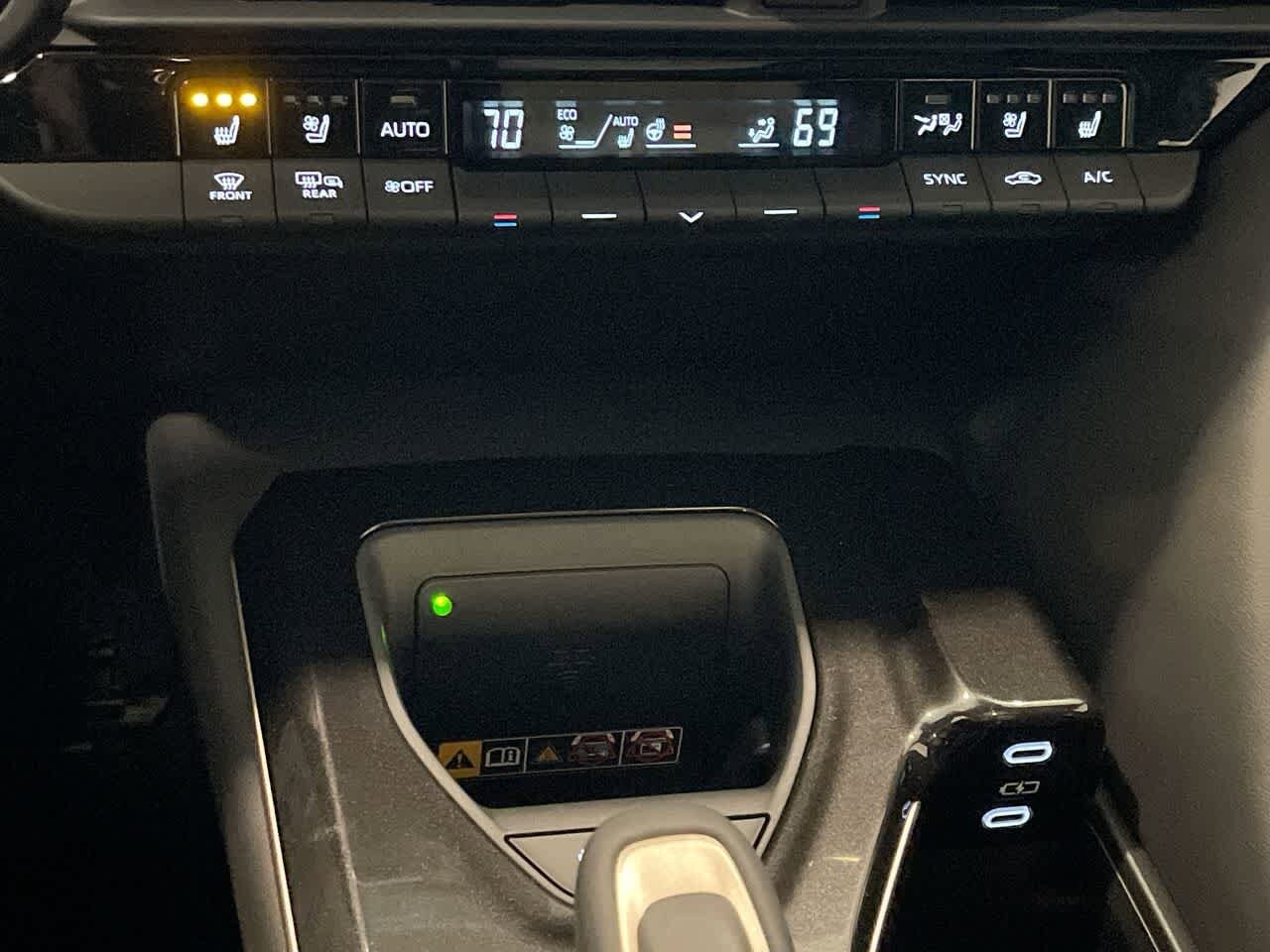 Thumbnail: 2025 Toyota Crown Signia - 19