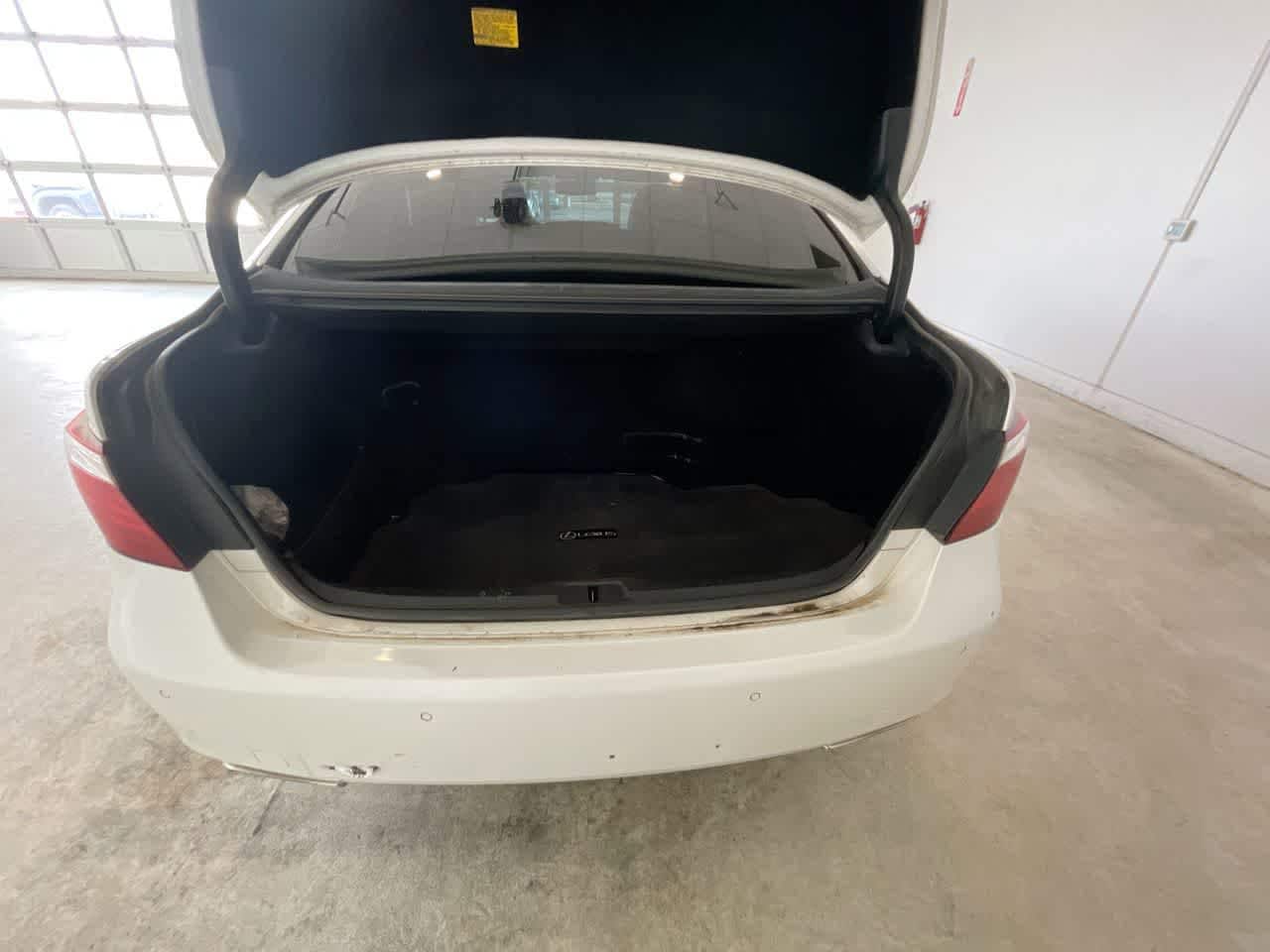 Thumbnail: 2008 Lexus LS - 24