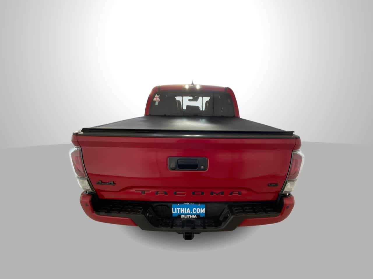 Thumbnail: 2022 Toyota Tacoma - 7